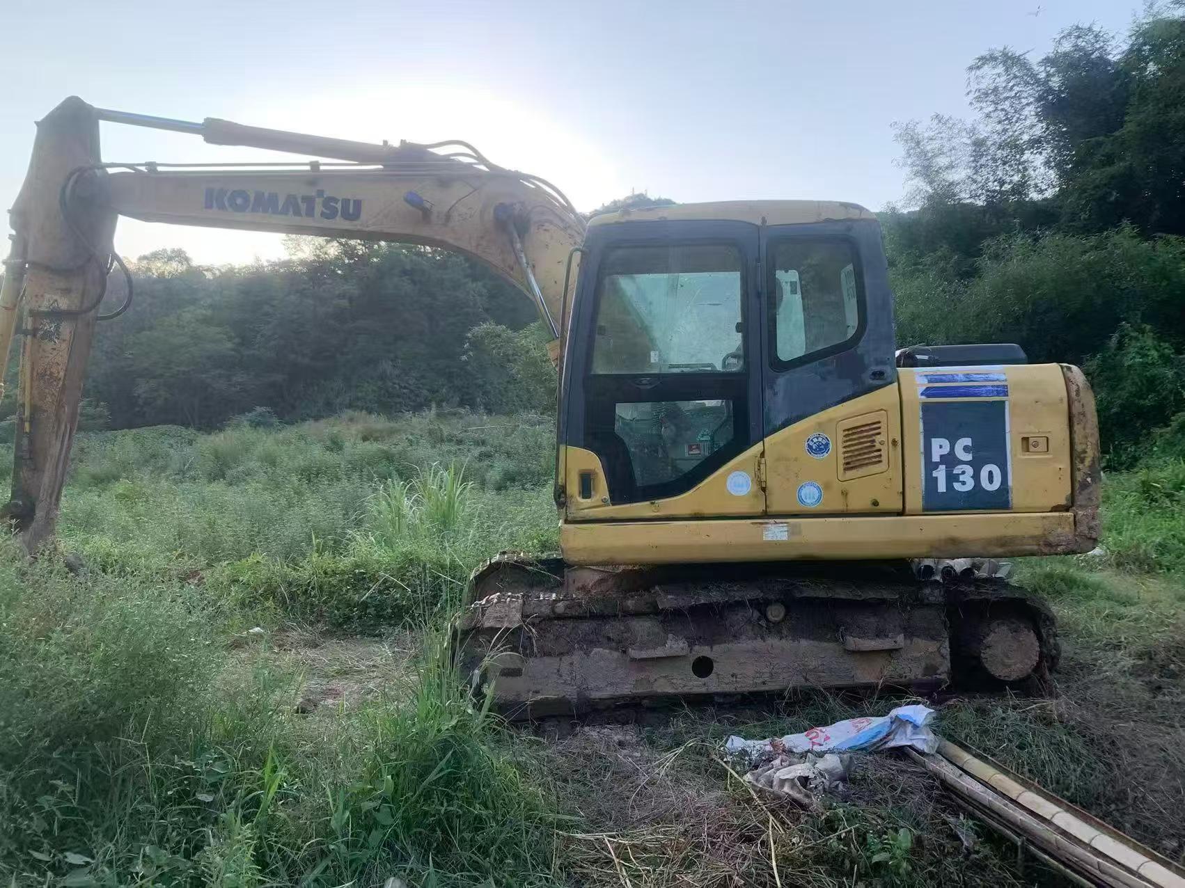 Buy Komatsu PC110-7 Used Excavator / 6 Buy Komatsu PC110-7 Used Excavator / 6