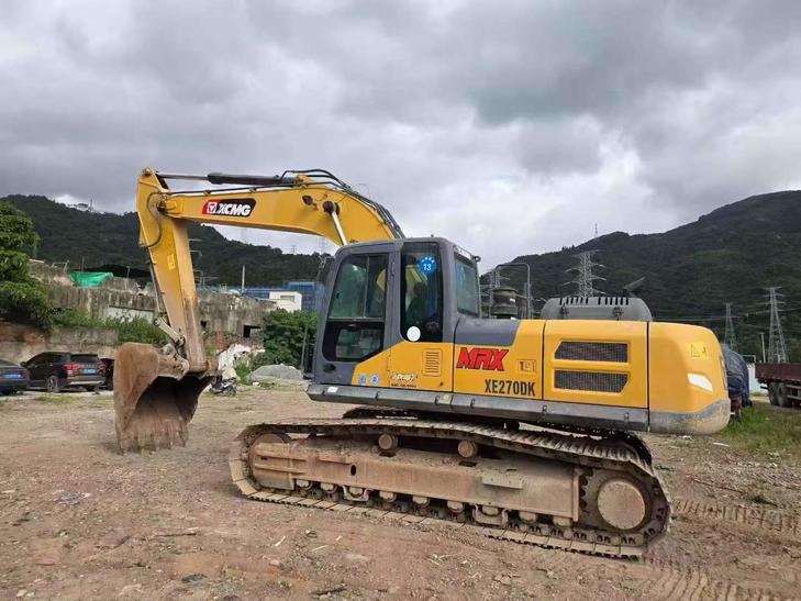 Buy XCMG XE270DK Used Excavator / 1