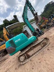 Buy Komatsu PC30-7 Used Excavator / 2 Buy Komatsu PC30-7 Used Excavator / 2