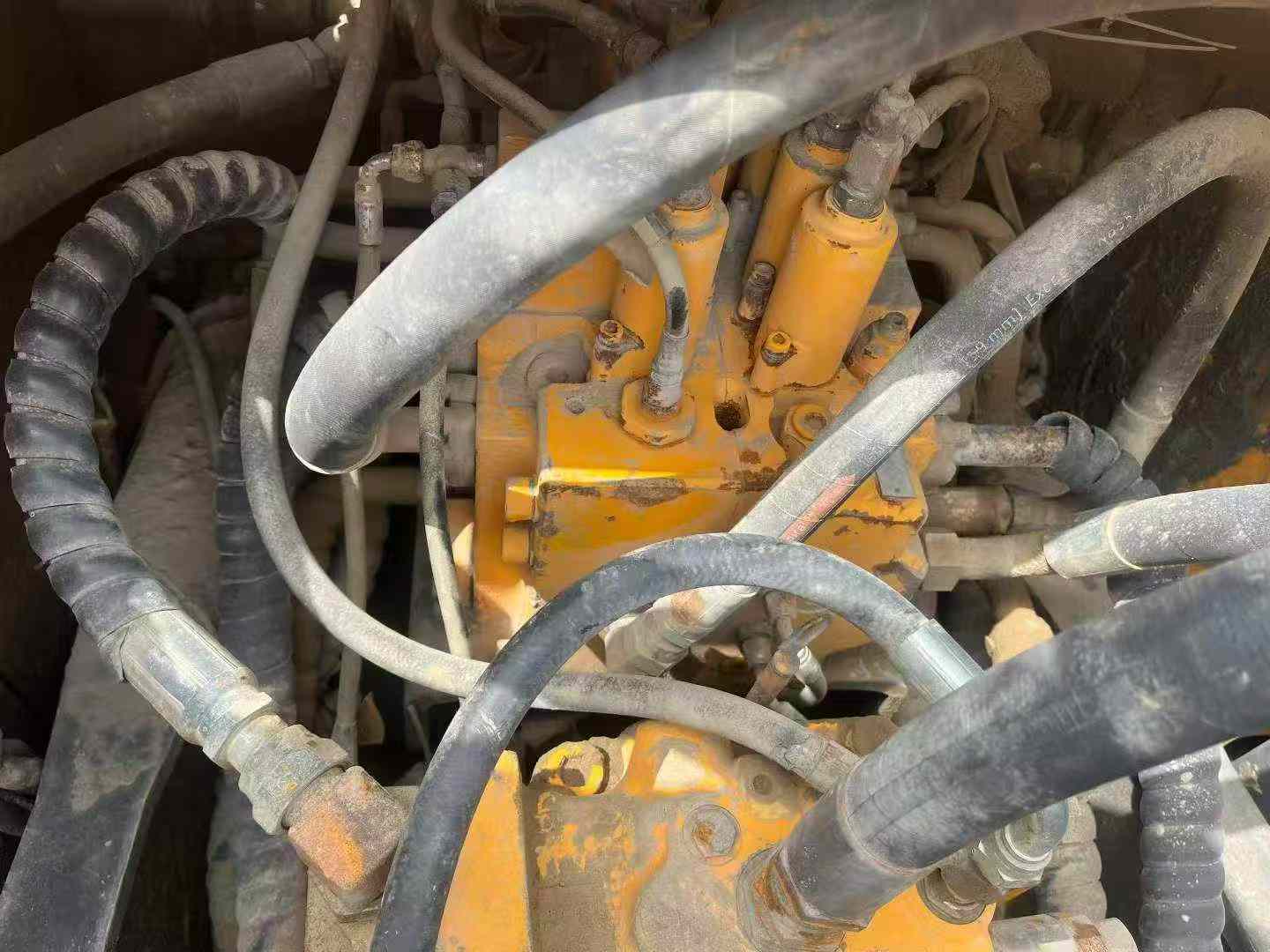 Buy Hyundai R225-7 Used Excavator / 7