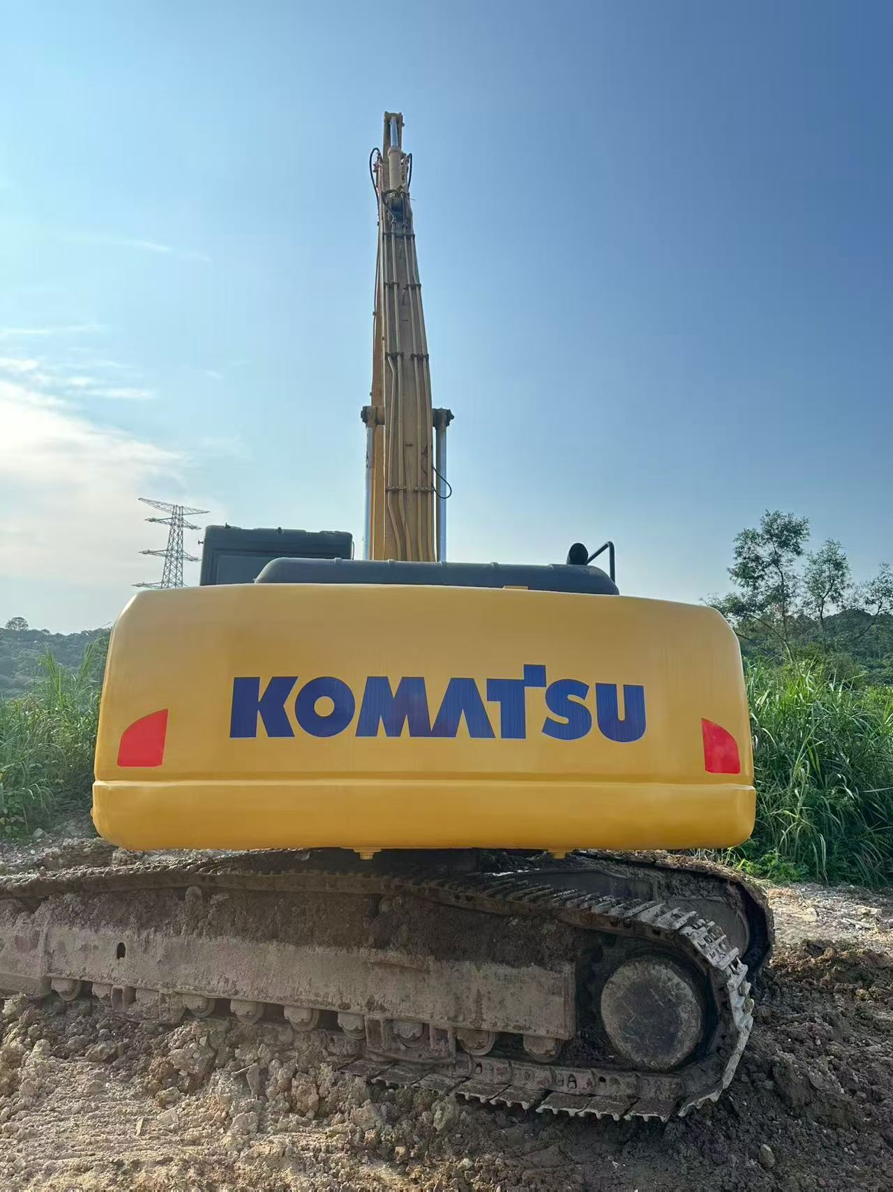 Buy Komatsu PC240-6 Used Excavator / 9