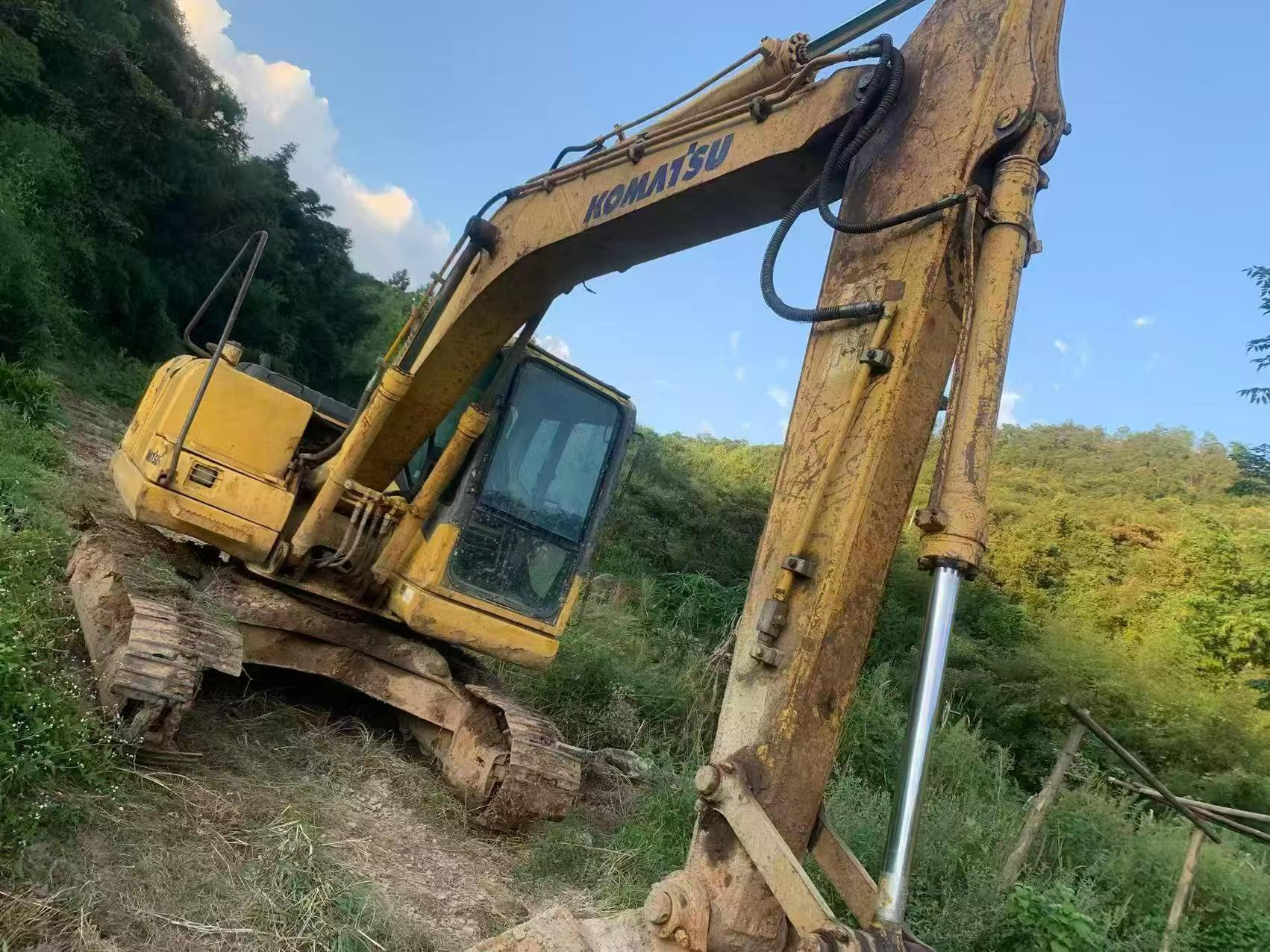 Buy Komatsu PC110-7 Used Excavator / 5 Buy Komatsu PC110-7 Used Excavator / 5