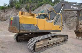 Buy Volvo EC300D Used Excavator / 3 Buy Volvo EC300D Used Excavator / 3