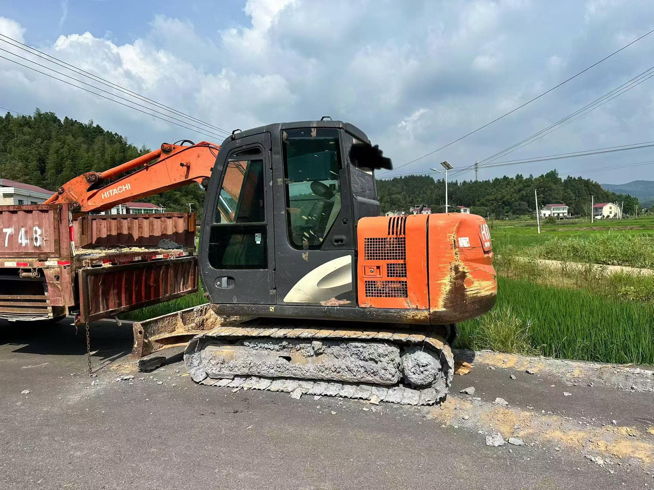 Buy Hitachi ZX60 Used Excavator / 5 Buy Hitachi ZX60 Used Excavator / 5