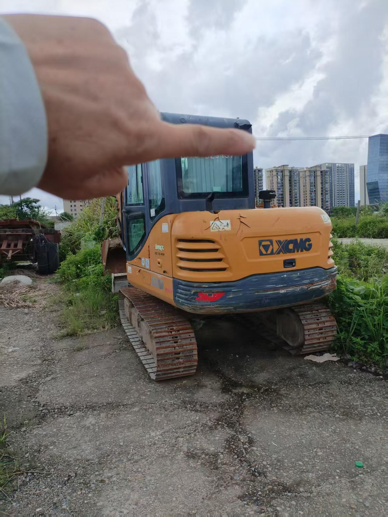 Buy XCMG XE60DA Used Excavator / 1