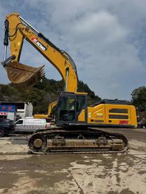 Buy XCMG XE600DK Used Excavator / 5 Buy XCMG XE600DK Used Excavator / 5