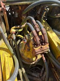 Buy Komatsu PC450-8 Used Excavator / 4 Buy Komatsu PC450-8 Used Excavator / 4