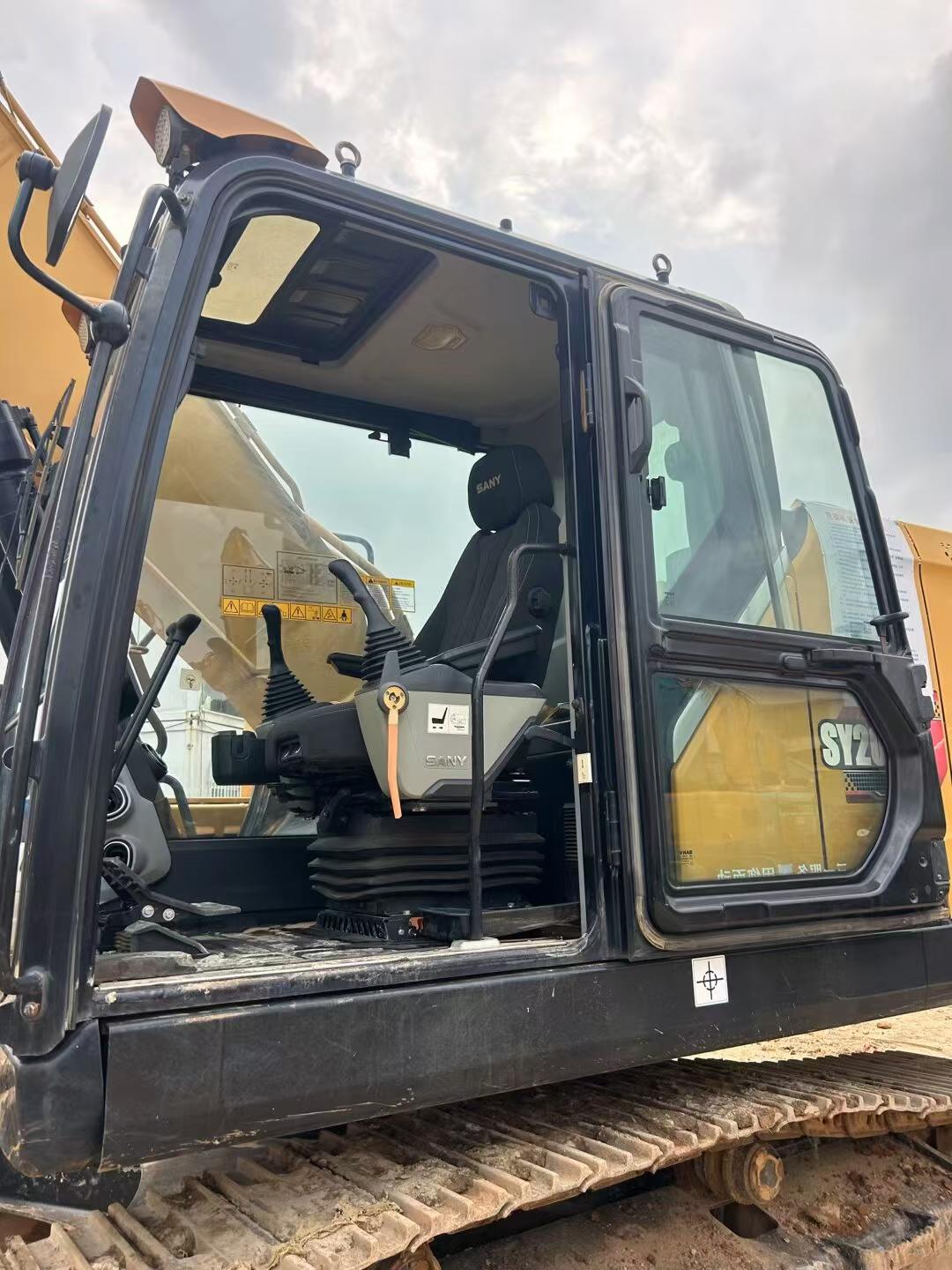 Buy Sany SY205C Used Excavator / 3