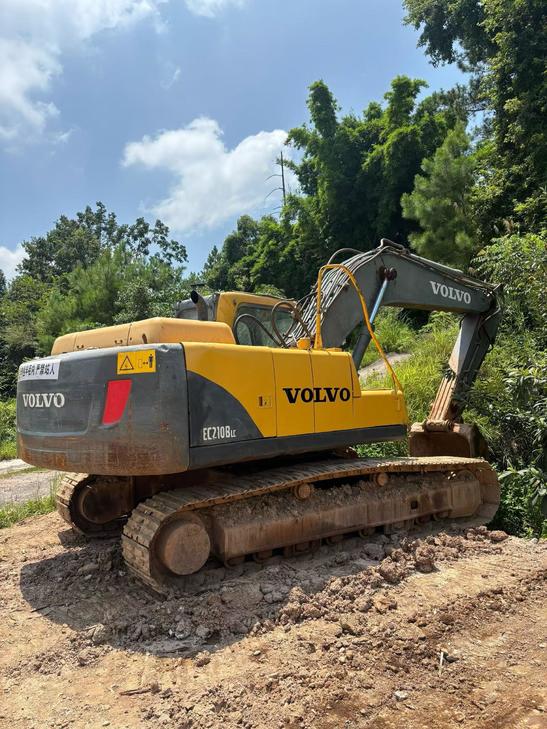 Buy Volvo Used Excavator / 1