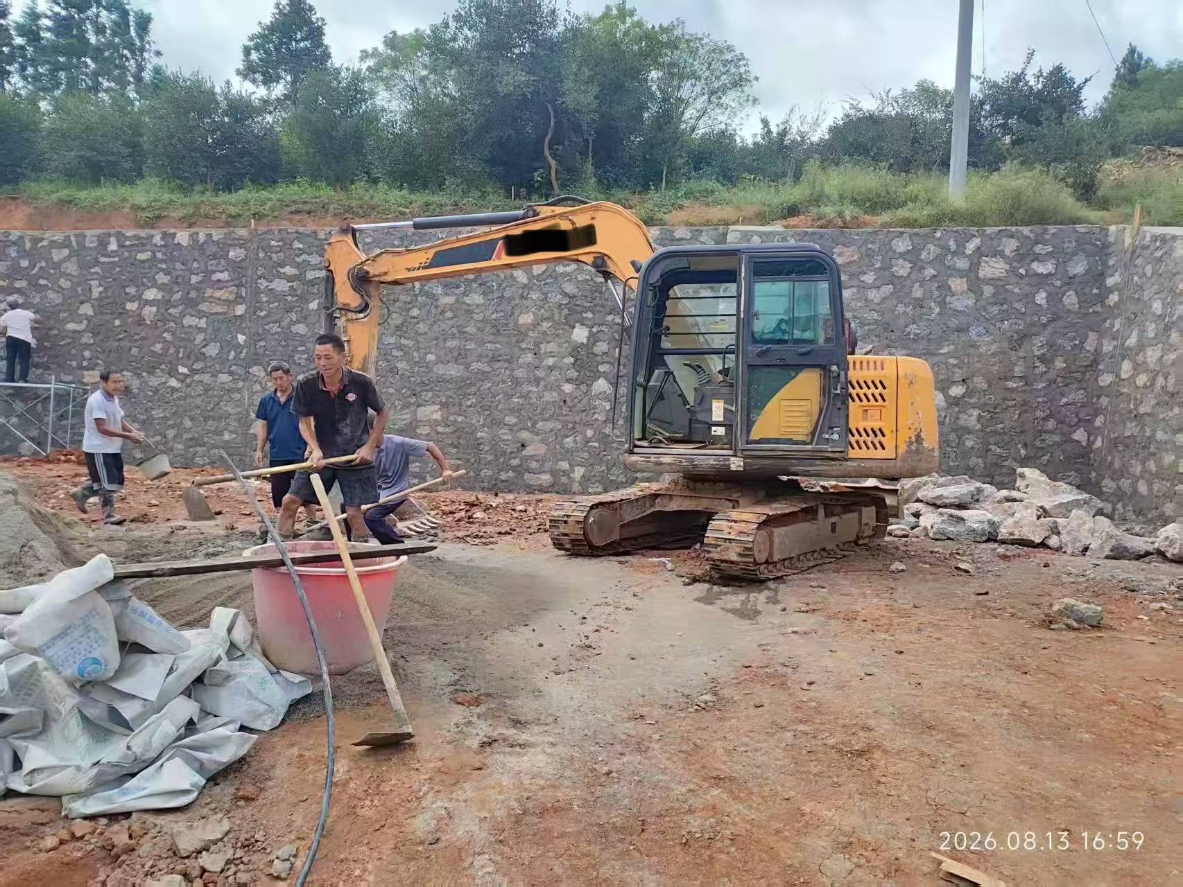 Buy Sany SY65C Used Excavator / 1