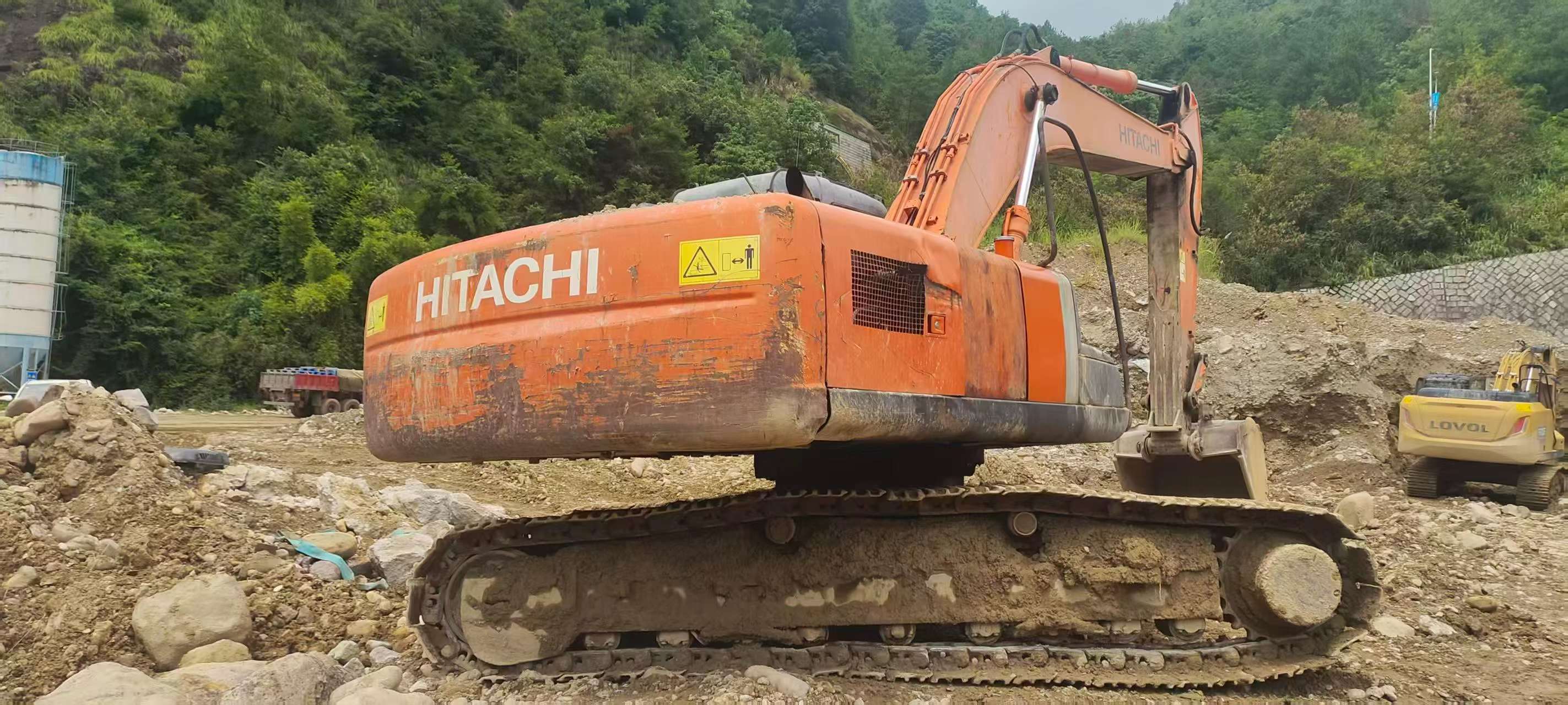 Buy Hitachi ZX260-3G Used Excavator / 3