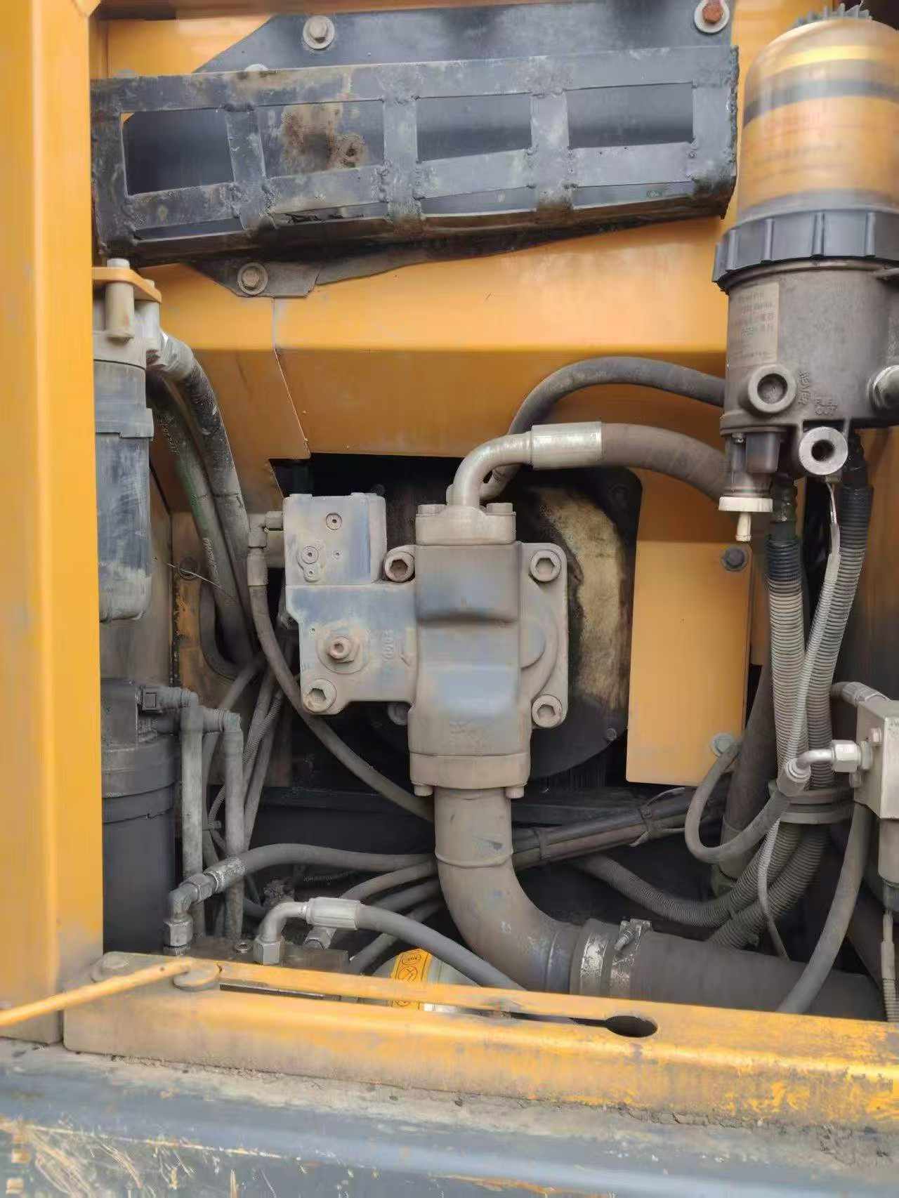 Buy XCMG XE135B Used Excavator / 7 Buy XCMG XE135B Used Excavator / 7