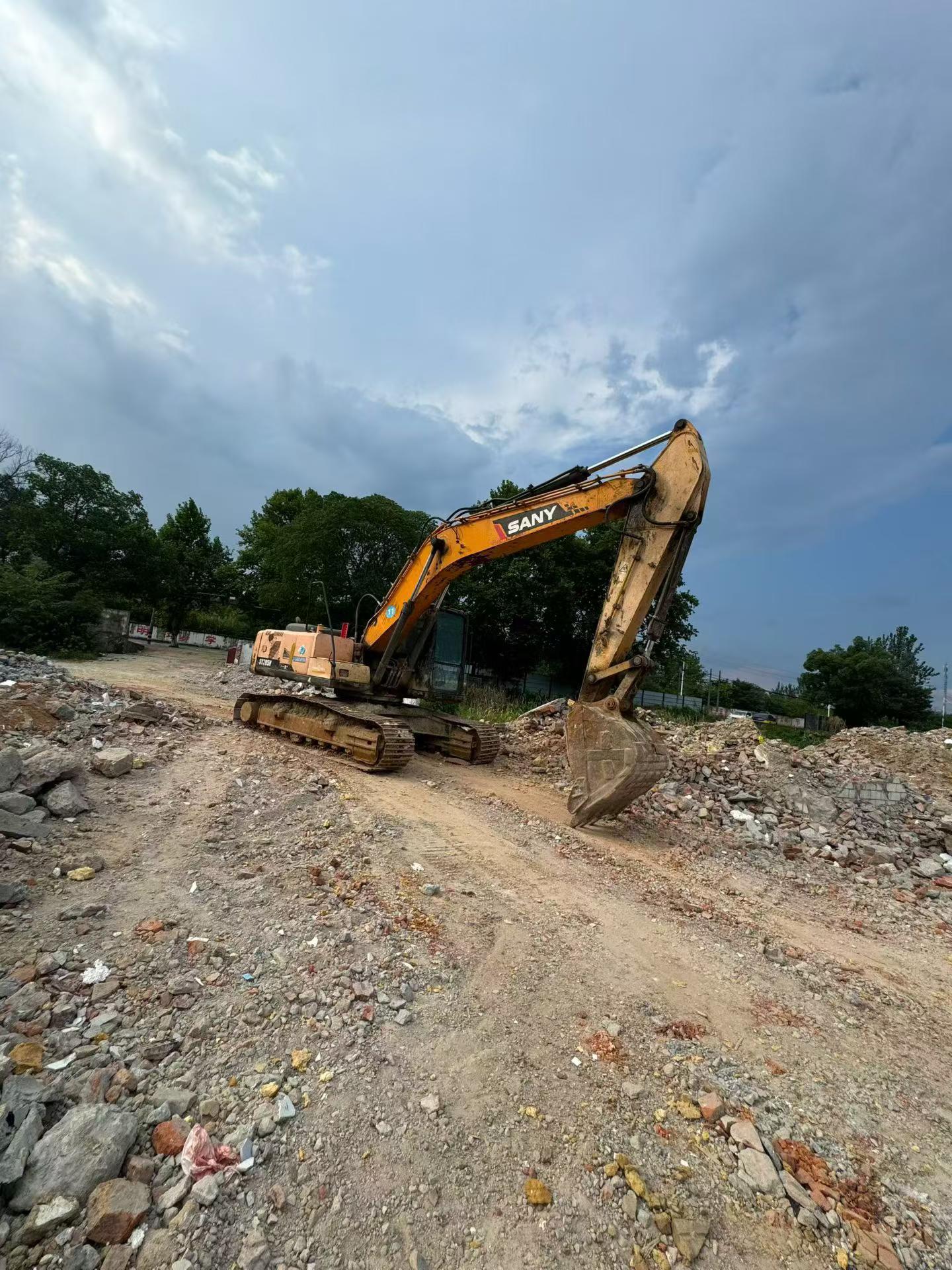 Buy Sany SY215C Used Excavator / 7
