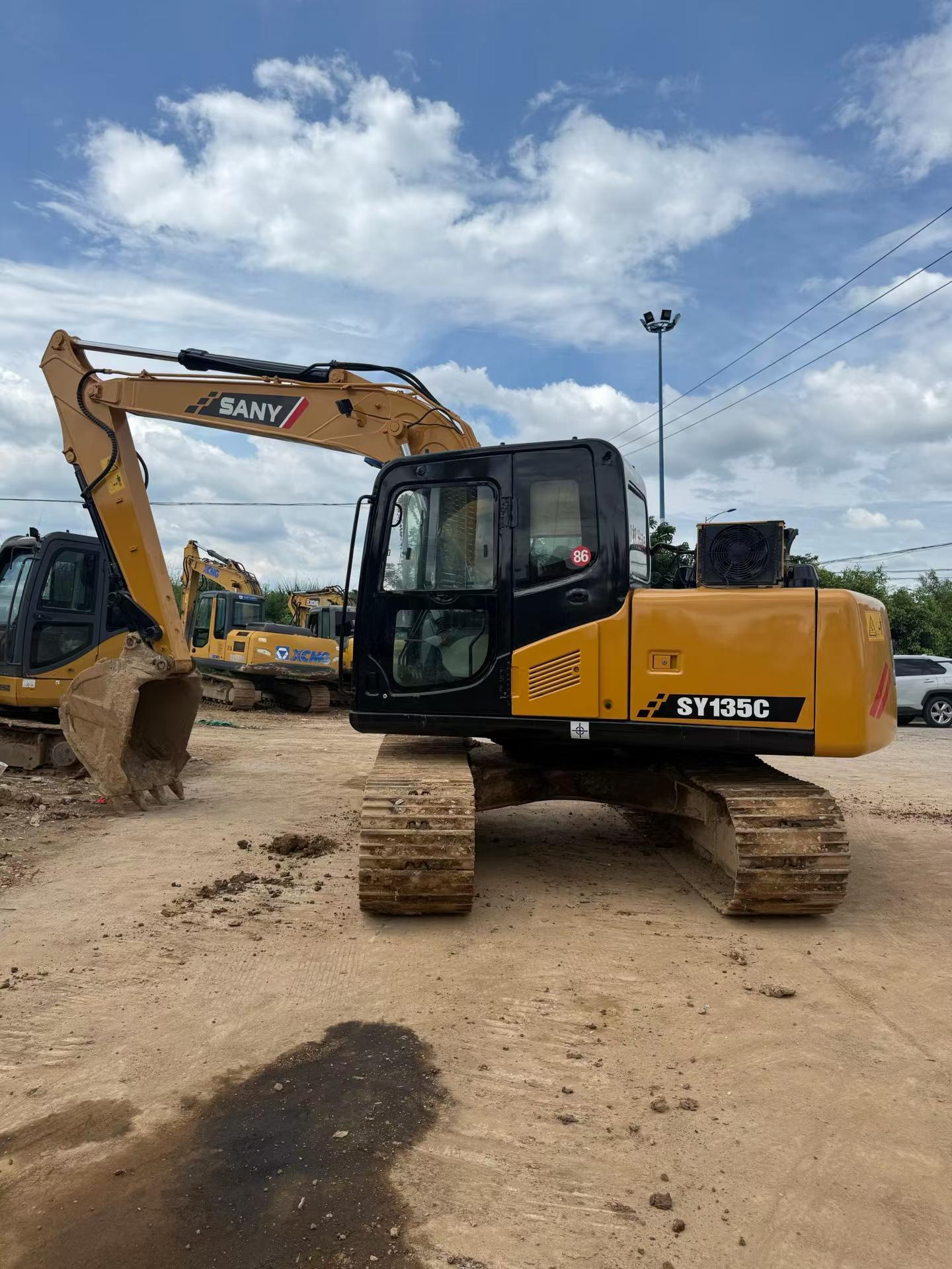 Buy Sany SY135 Used Excavator / 3