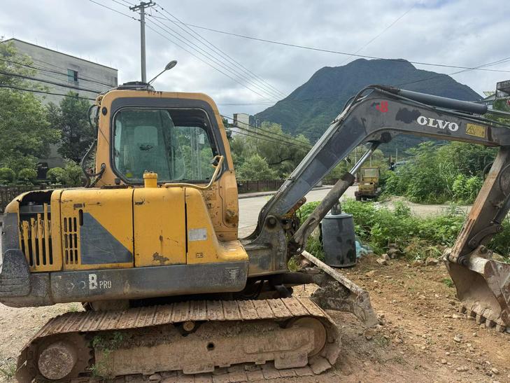 Buy Volvo EC55 Used Excavator / 1