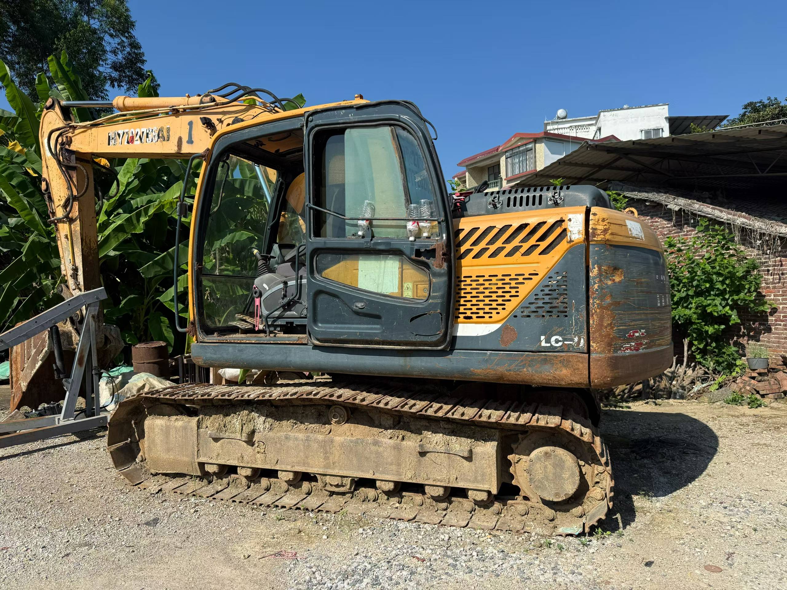 Buy Hyundai R150-7 Used Excavator / 8