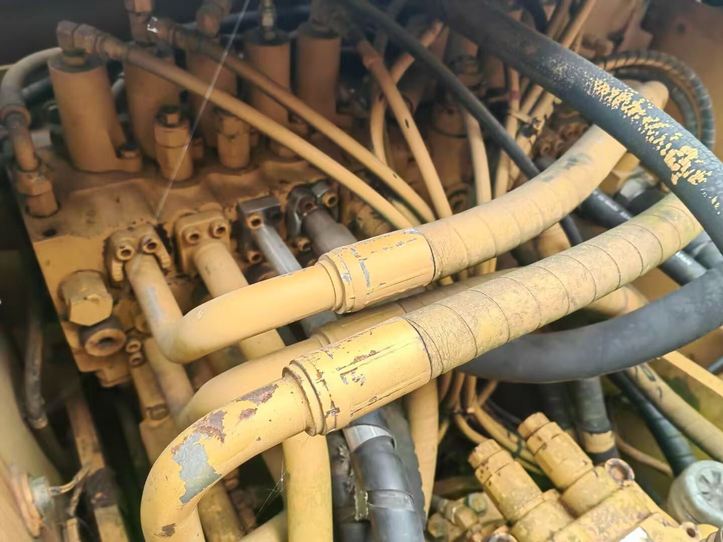 Buy Caterpillar 320C Used Excavator / 6