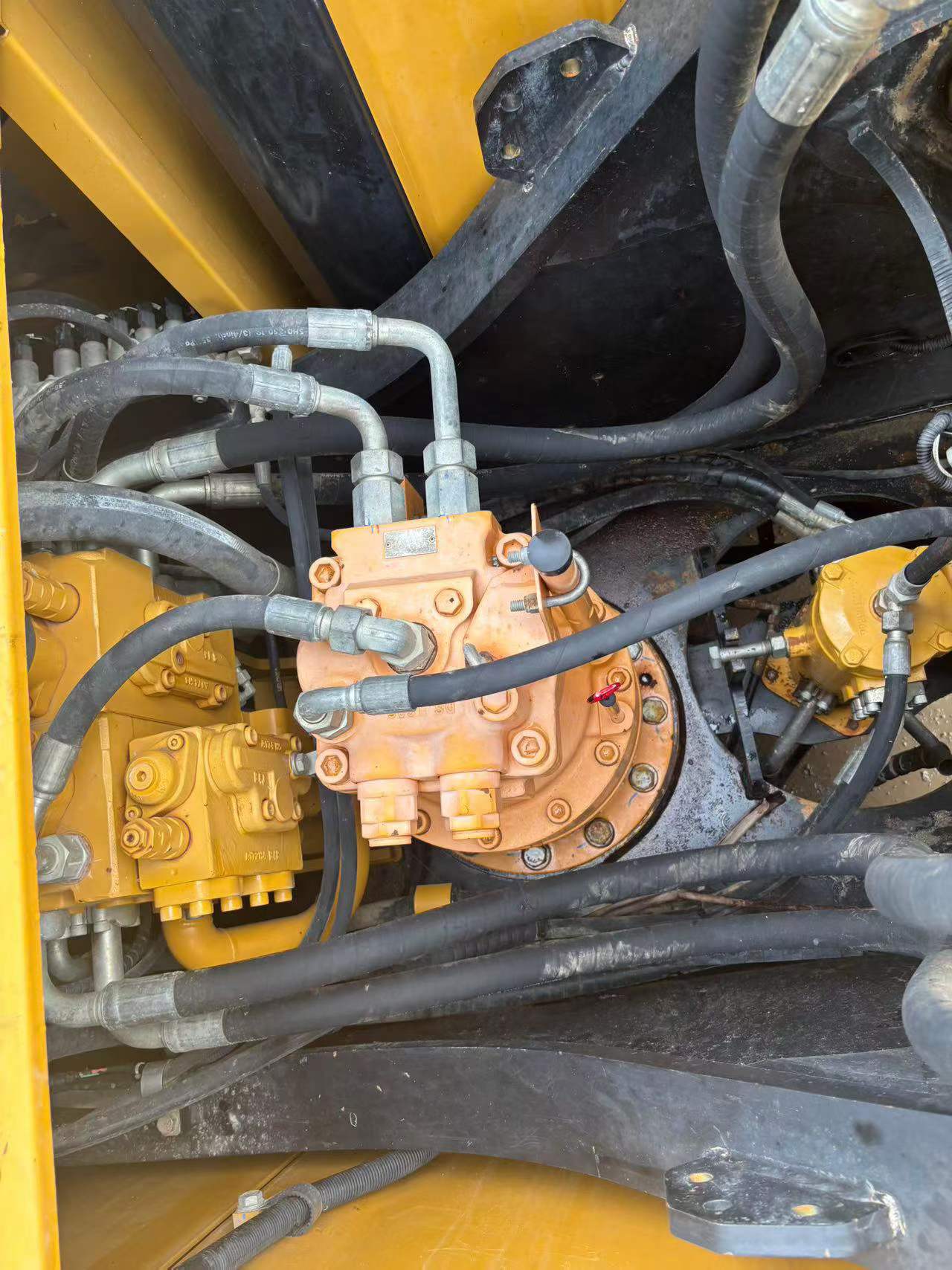 Buy Sany SY205C Used Excavator / 8