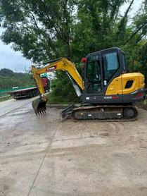 Buy XCMG Used Excavator / 2 Buy XCMG Used Excavator / 2