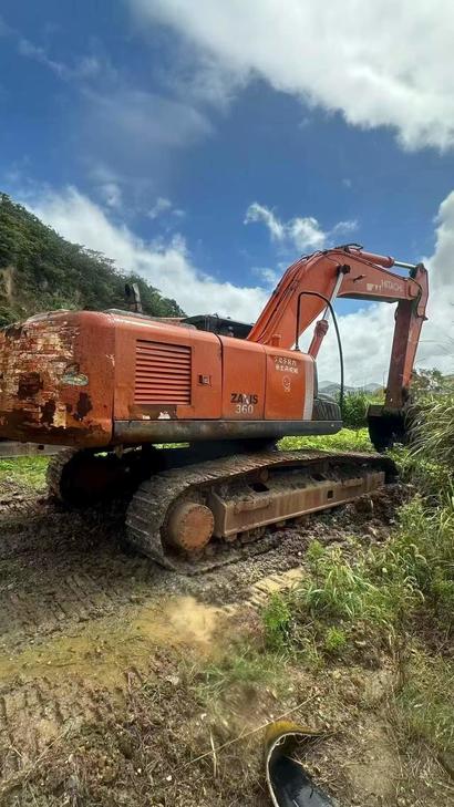 Buy Hitachi EX360-5 Used Excavator / 1