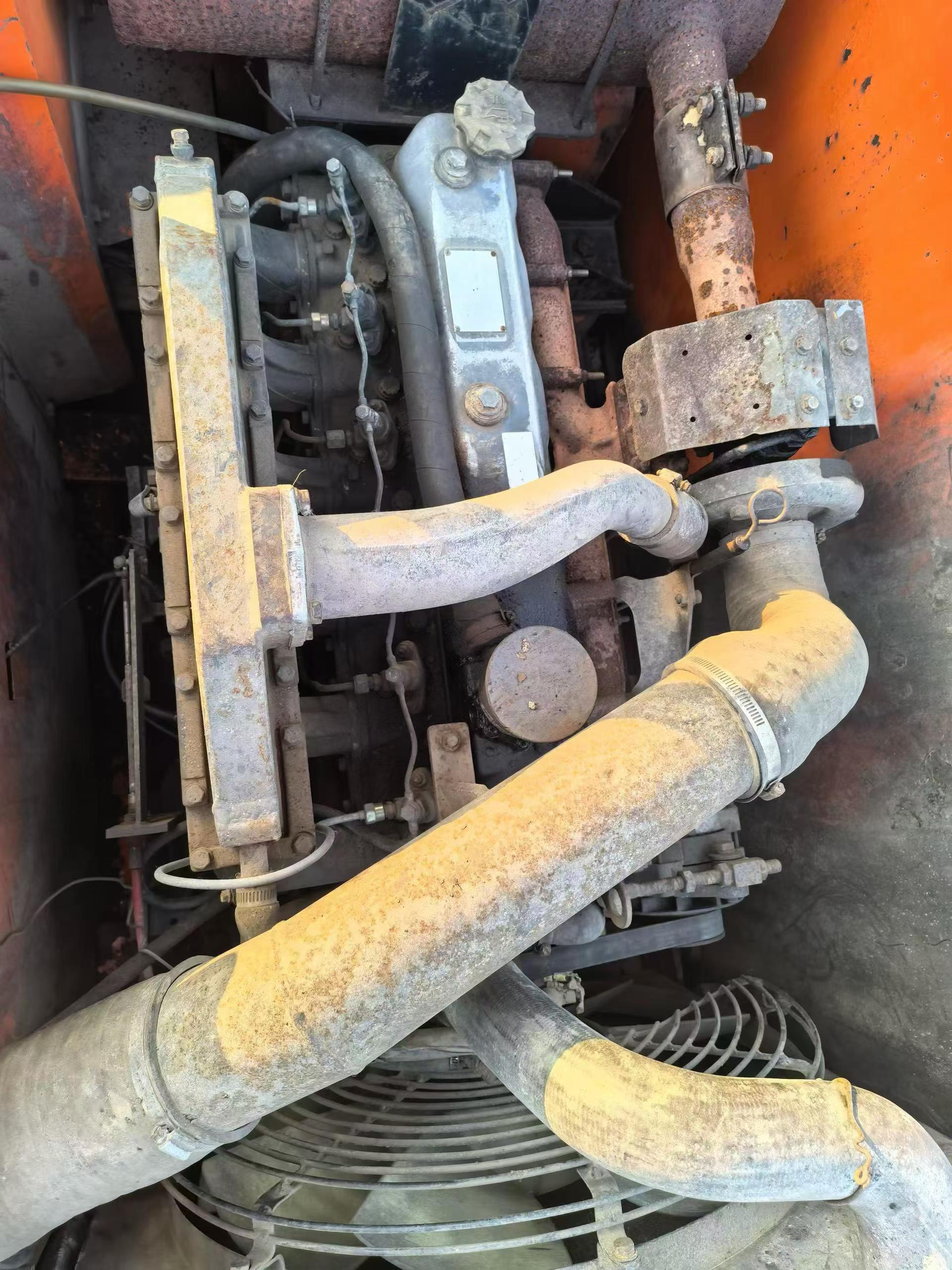 Buy Doosan DH215-7 Used Excavator / 3 Buy Doosan DH215-7 Used Excavator / 3