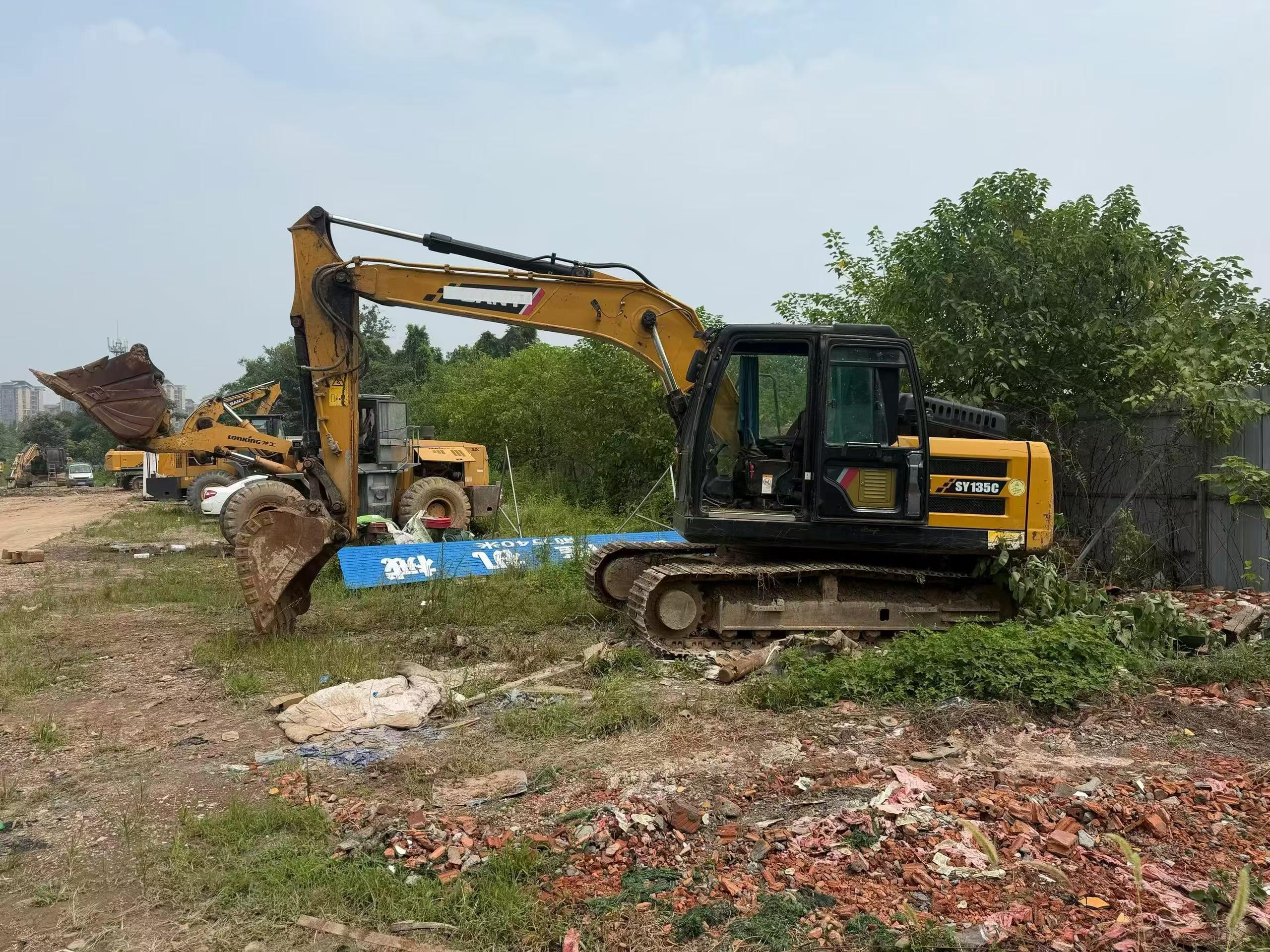 Buy Sany SY135 Used Excavator / 2
