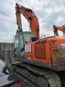 Buy Hitachi EX200-3 Used Excavator / 3 Buy Hitachi EX200-3 Used Excavator / 3