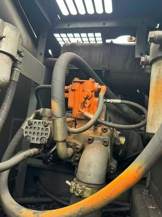 Buy Doosan DH55 Used Excavator / 1