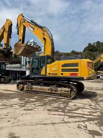 Buy XCMG XE600DK Used Excavator / 2 Buy XCMG XE600DK Used Excavator / 2