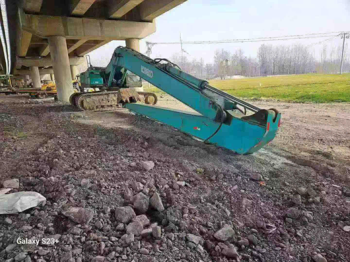 Buy Kobelco SK330 Used Excavator / 6 Buy Kobelco SK330 Used Excavator / 6