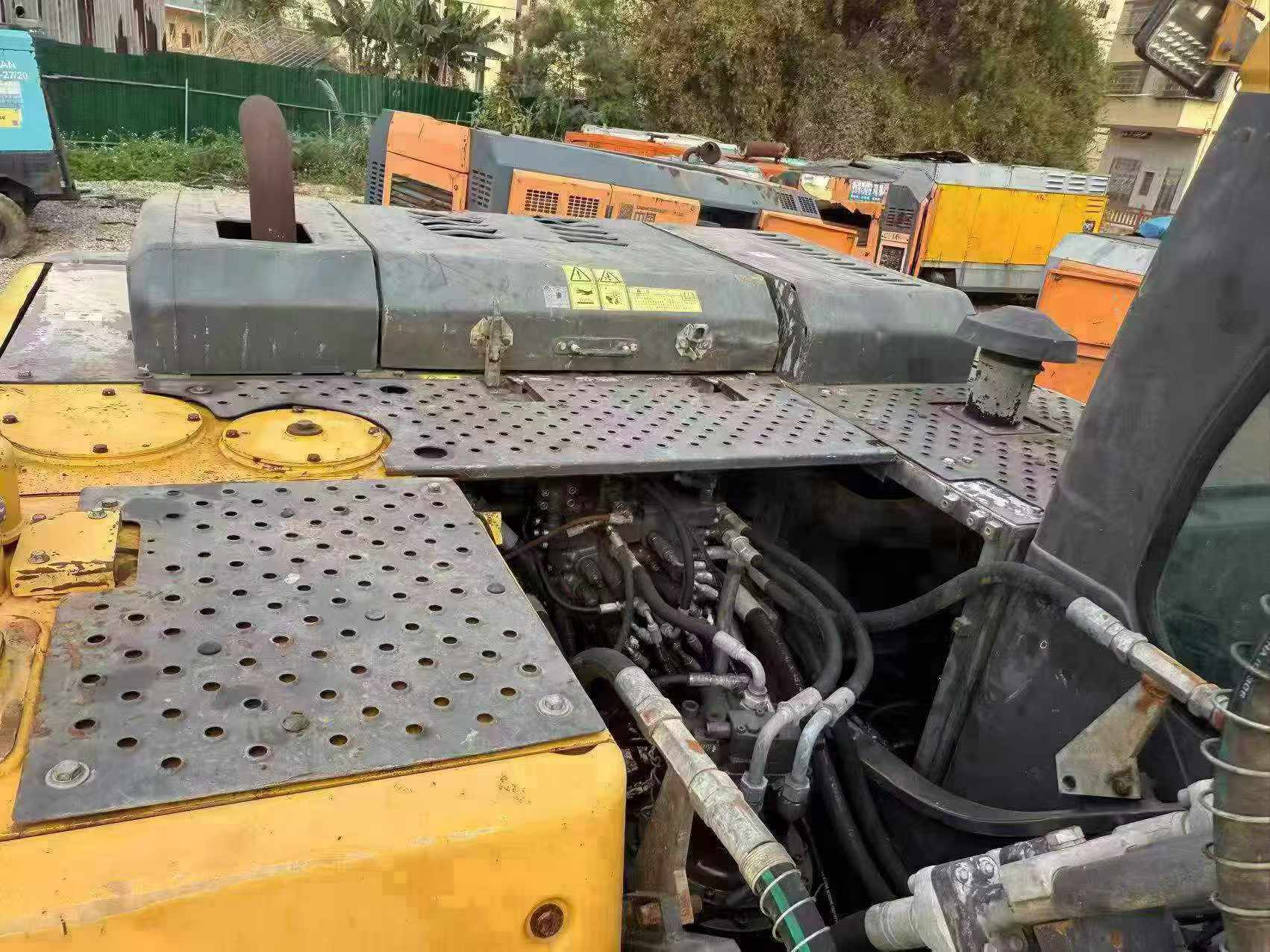 Buy Volvo EC210B Used Excavator / 5