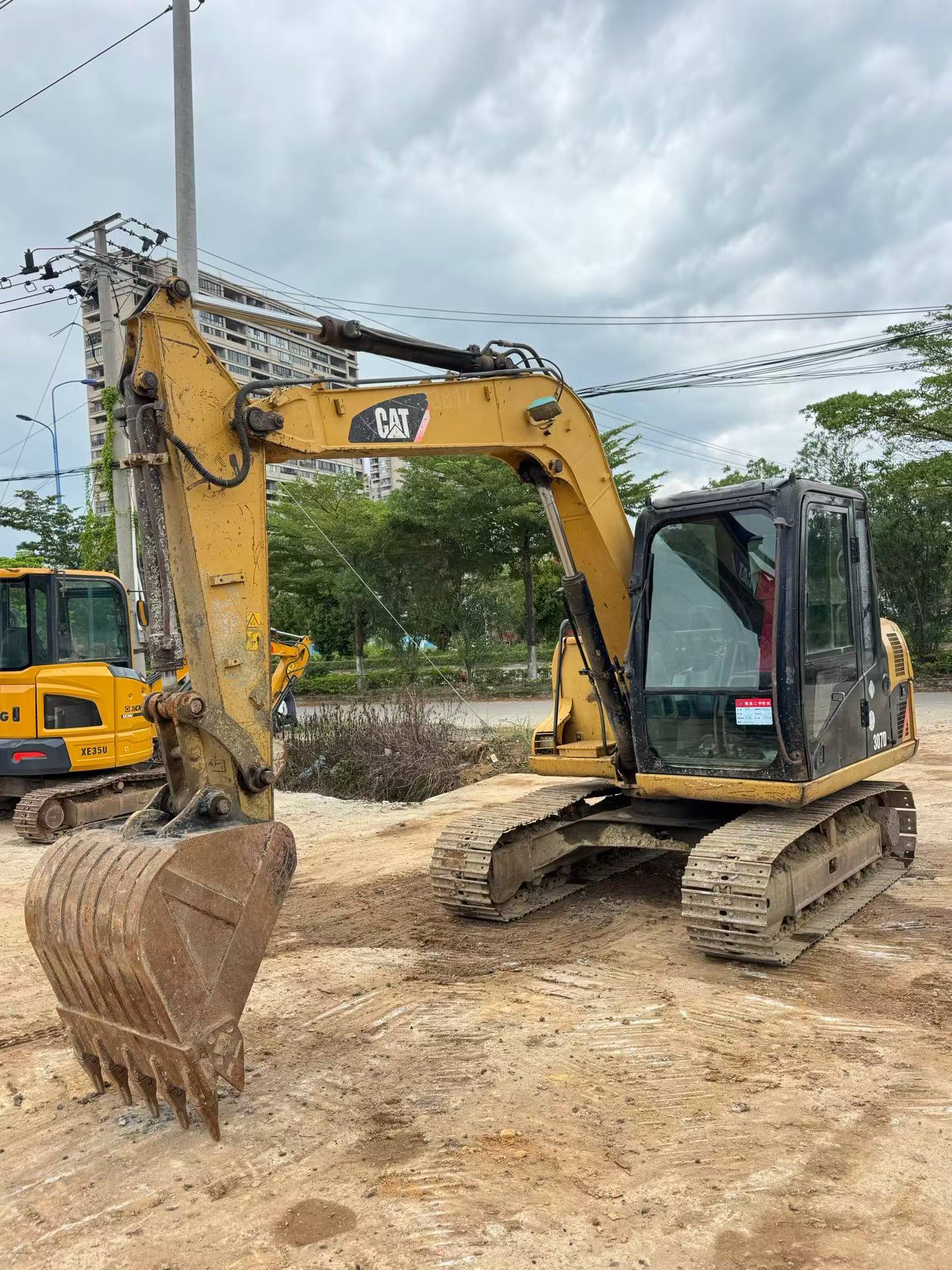 Buy Caterpillar 307B Used Excavator / 9