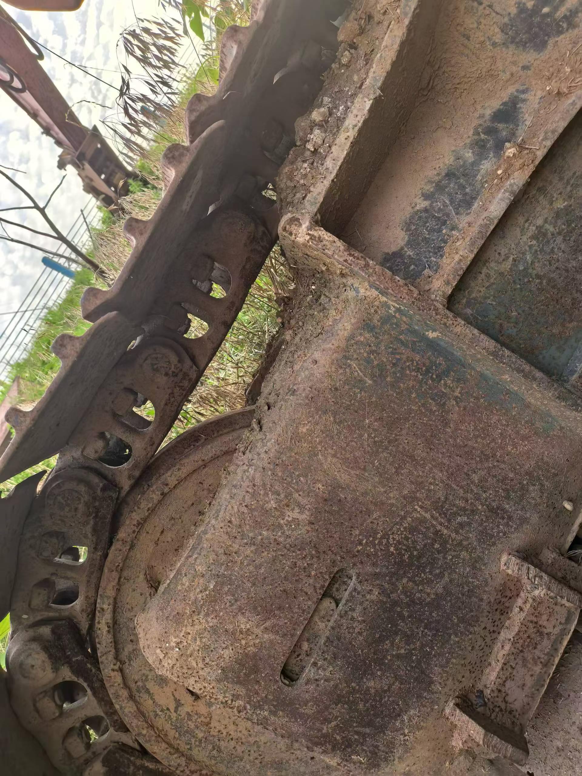 Buy Doosan DH215-7 Used Excavator / 6 Buy Doosan DH215-7 Used Excavator / 6