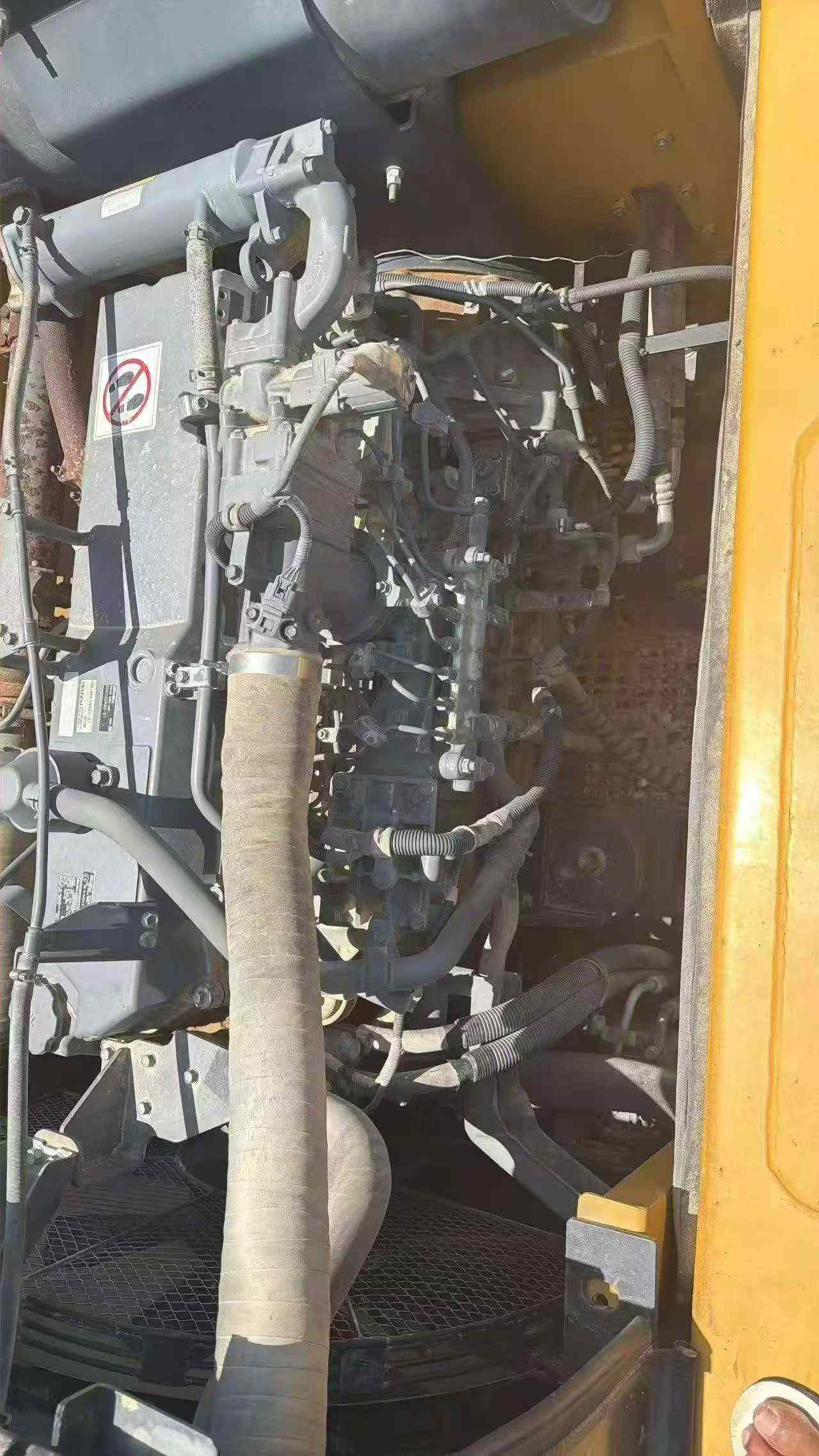 Buy Sany SY305C Used Excavator / 4
