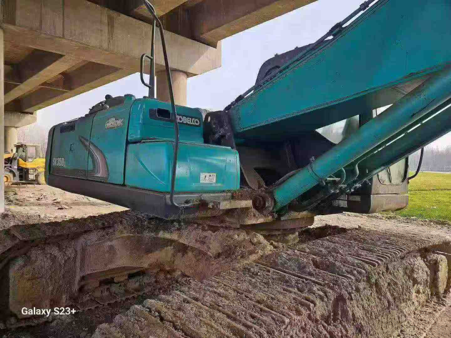 Buy Kobelco SK330 Used Excavator / 5 Buy Kobelco SK330 Used Excavator / 5