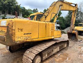 Buy Komatsu PC200-6E Used Excavator / 2 Buy Komatsu PC200-6E Used Excavator / 2