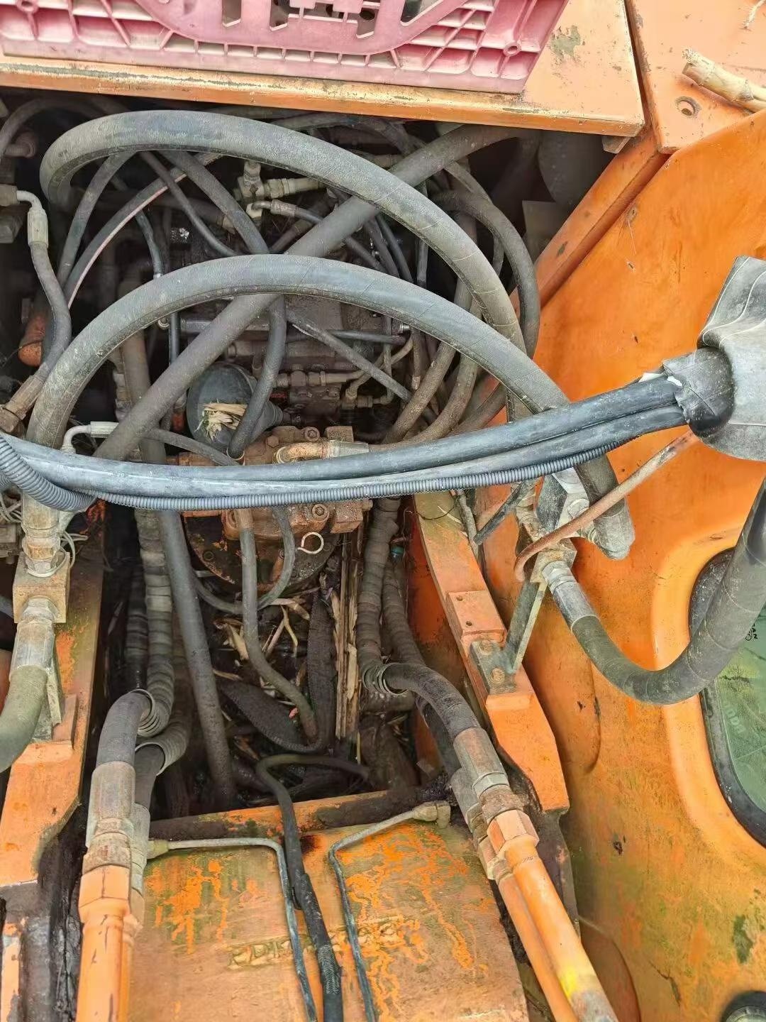 Buy Doosan DH150-7 Used Excavator / 5 Buy Doosan DH150-7 Used Excavator / 5