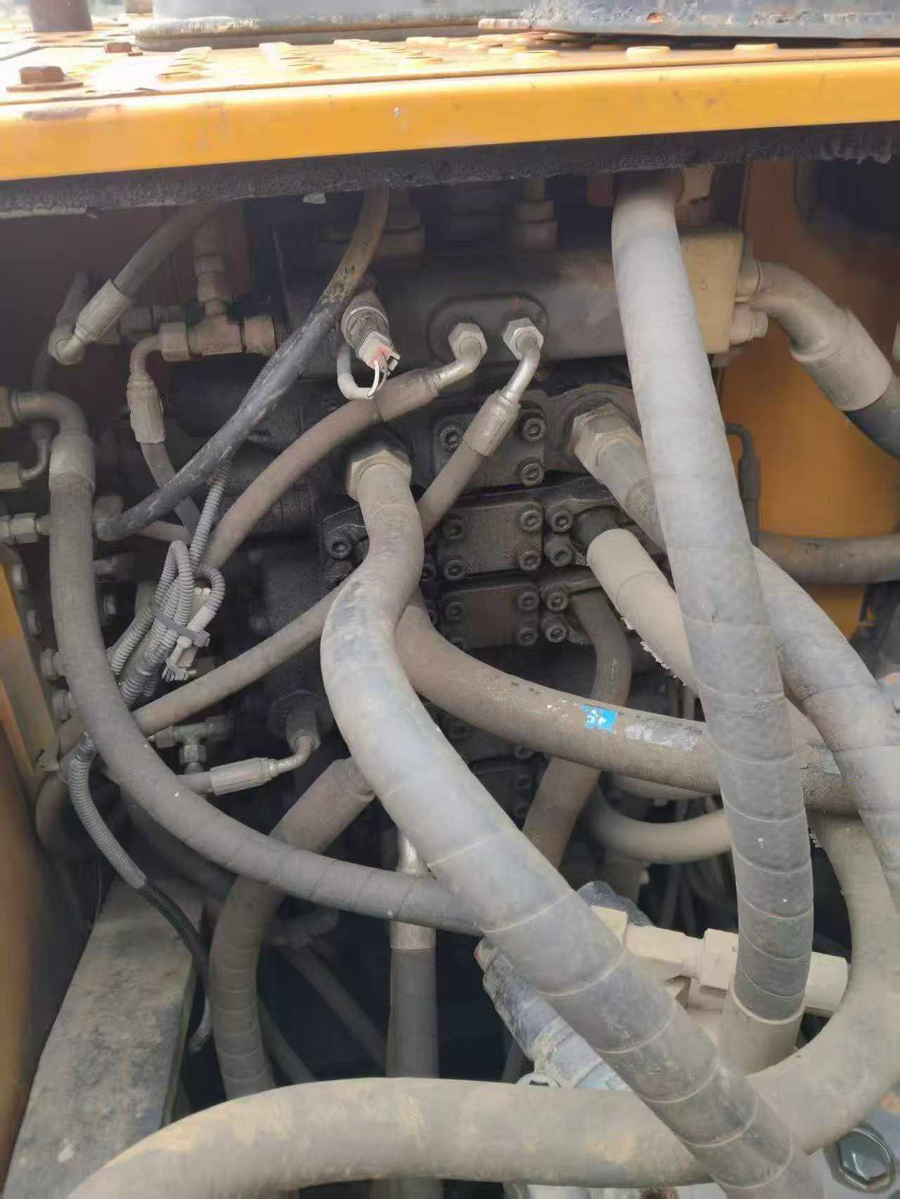 Buy XCMG XE135B Used Excavator / 6 Buy XCMG XE135B Used Excavator / 6