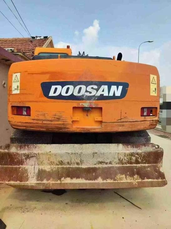 Buy Doosan DH150-7 Used Excavator / 1