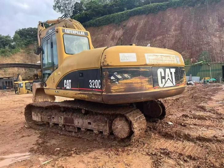 Buy Caterpillar 320C Used Excavator / 1