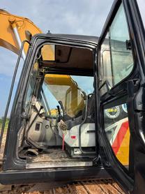 Buy Sany SY235C Used Excavator / 8 Buy Sany SY235C Used Excavator / 8