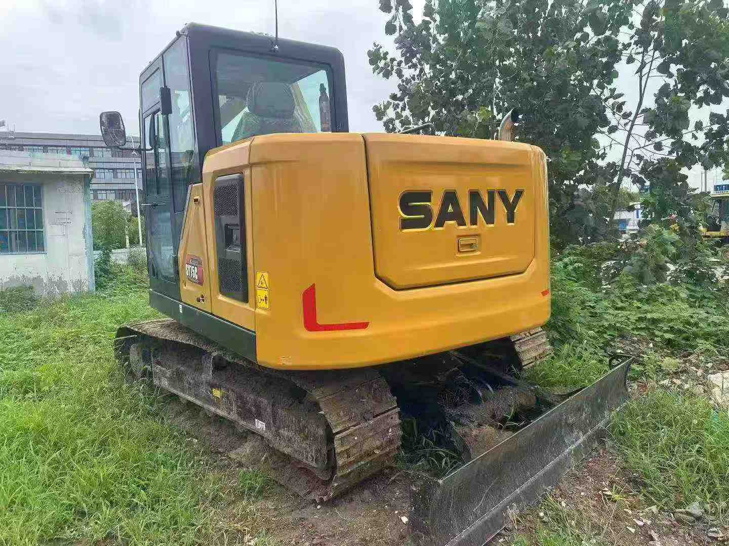 Buy Sany SY70C Used Excavator / 2