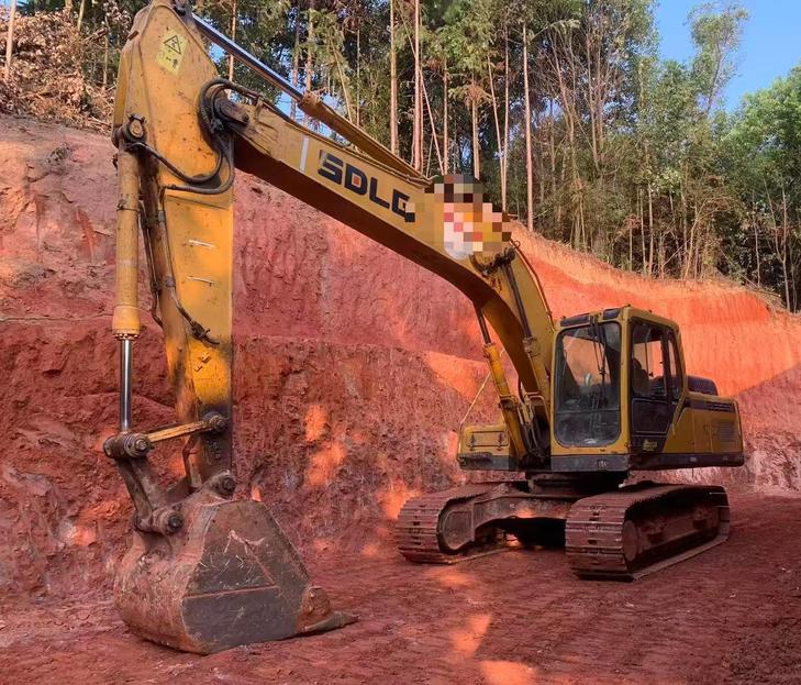 Buy Volvo EC210B Used Excavator / 1