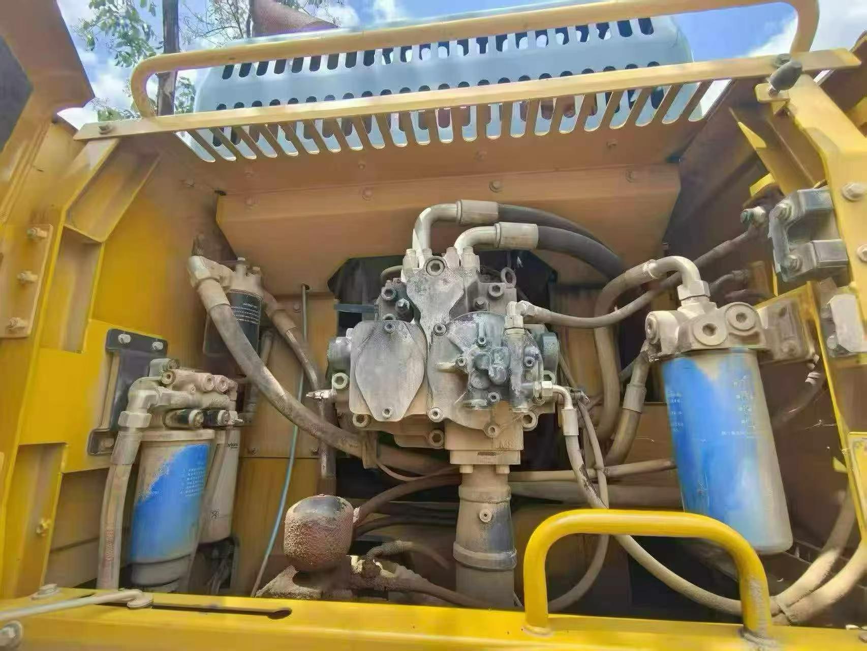 Buy XCMG XE550DK Used Excavator / 3