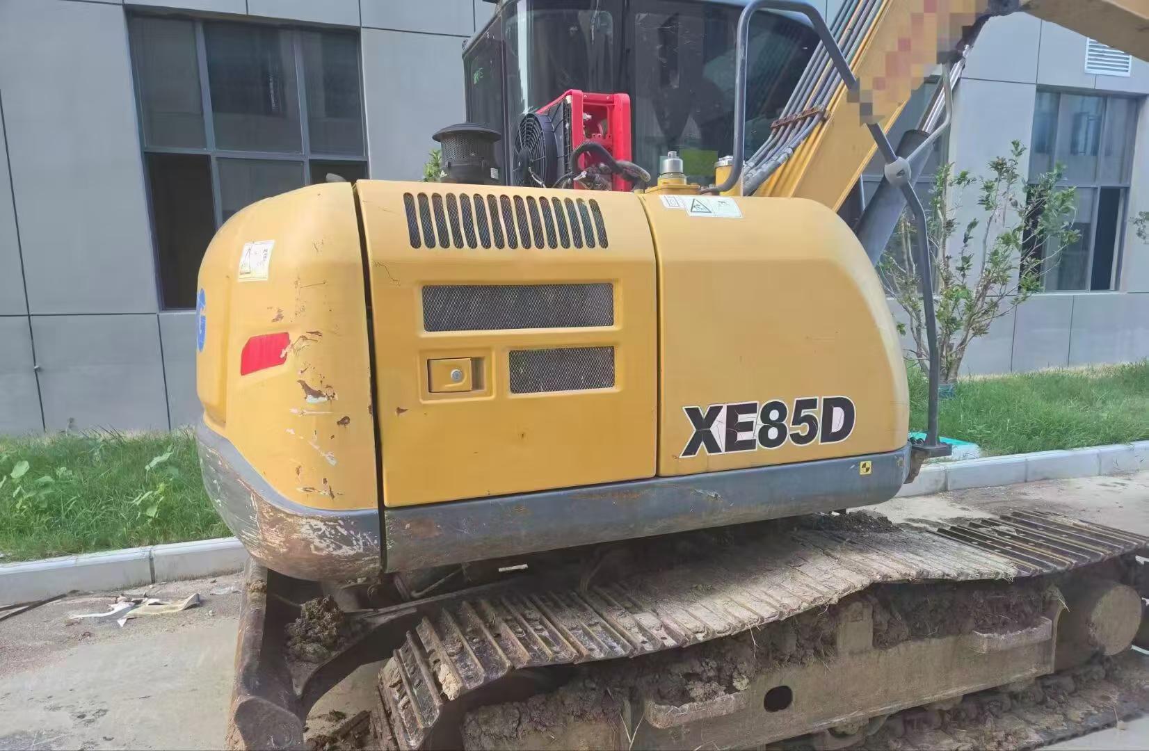 Buy XCMG XE75C Used Excavator / 4