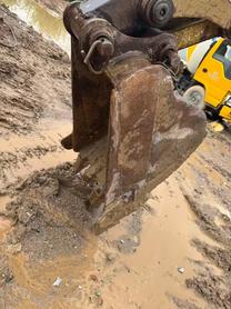 Buy Komatsu PC30-7 Used Excavator / 9 Buy Komatsu PC30-7 Used Excavator / 9