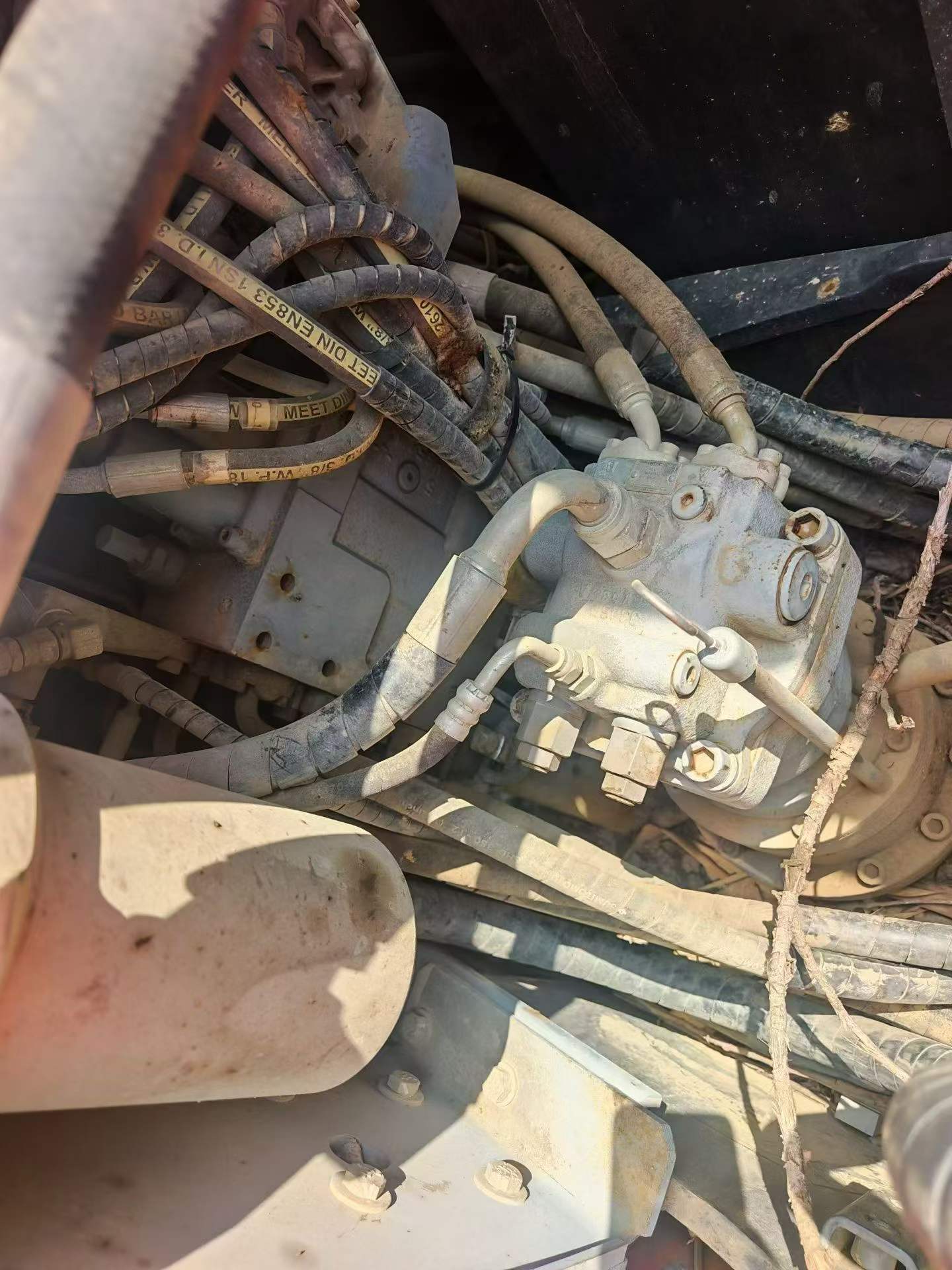 Buy Hitachi ZX130-5A Used Excavator / 6