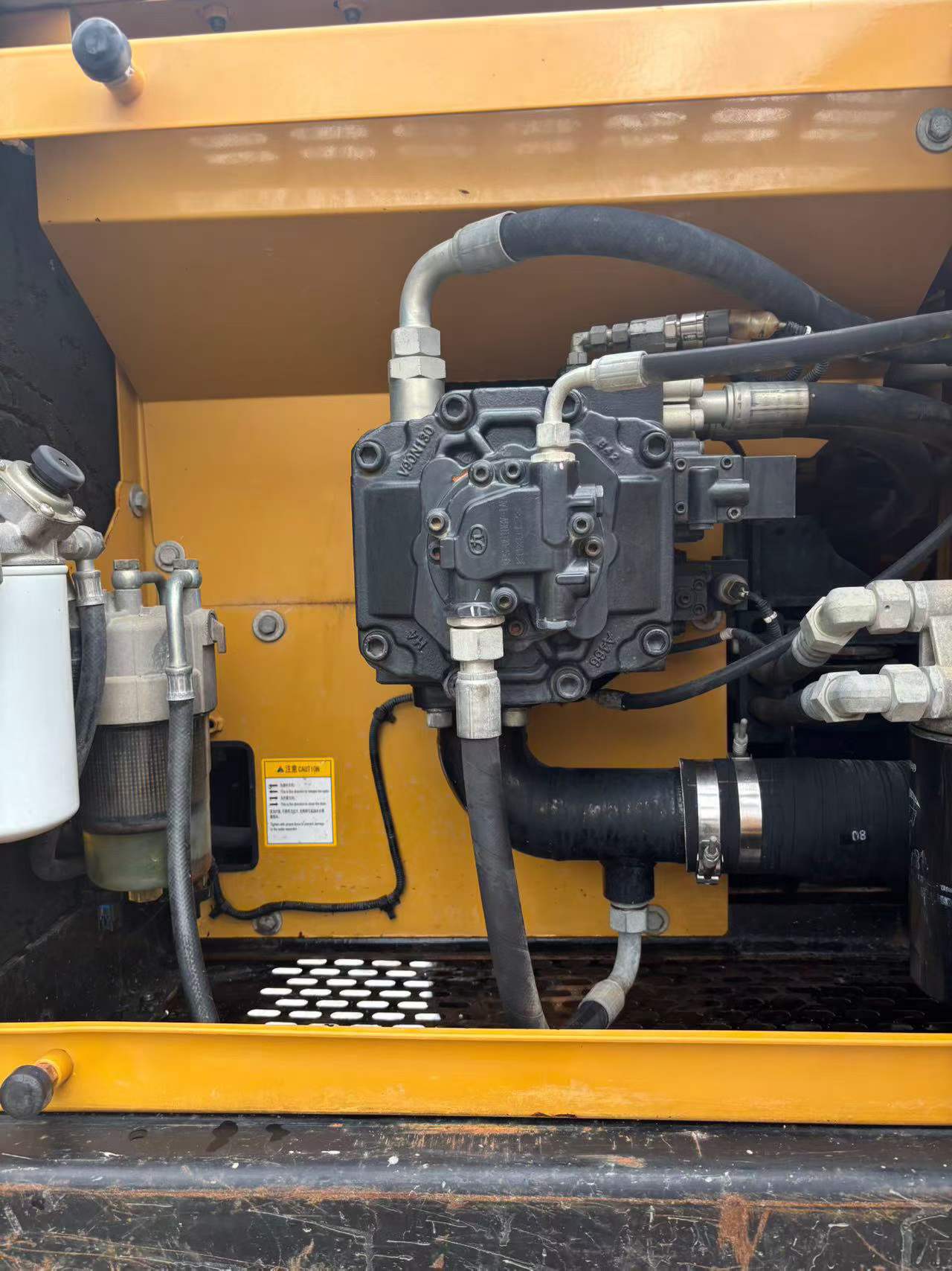 Buy Sany SY205C Used Excavator / 3