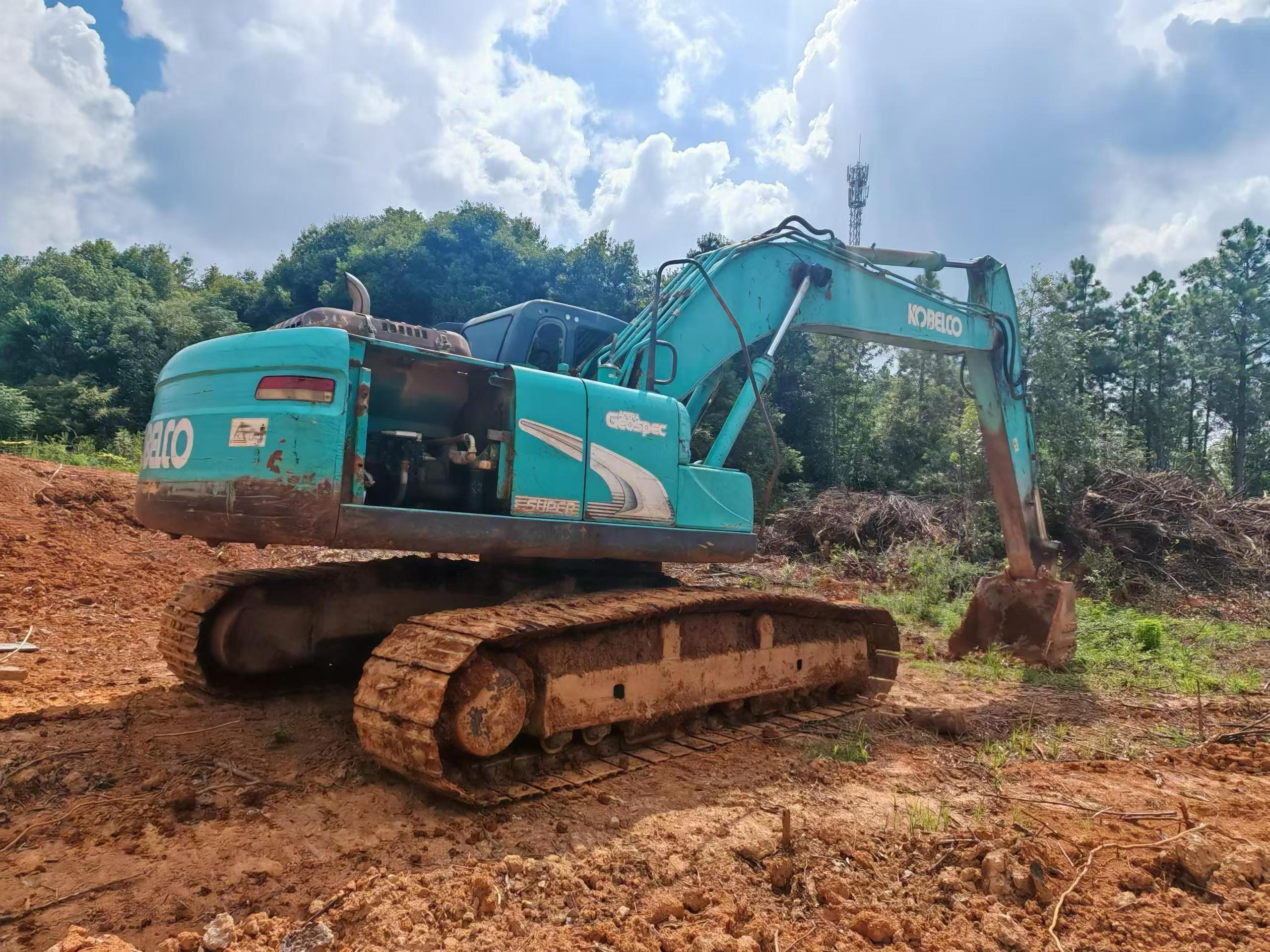 Buy Kobelco SK210 Used Excavator / 2