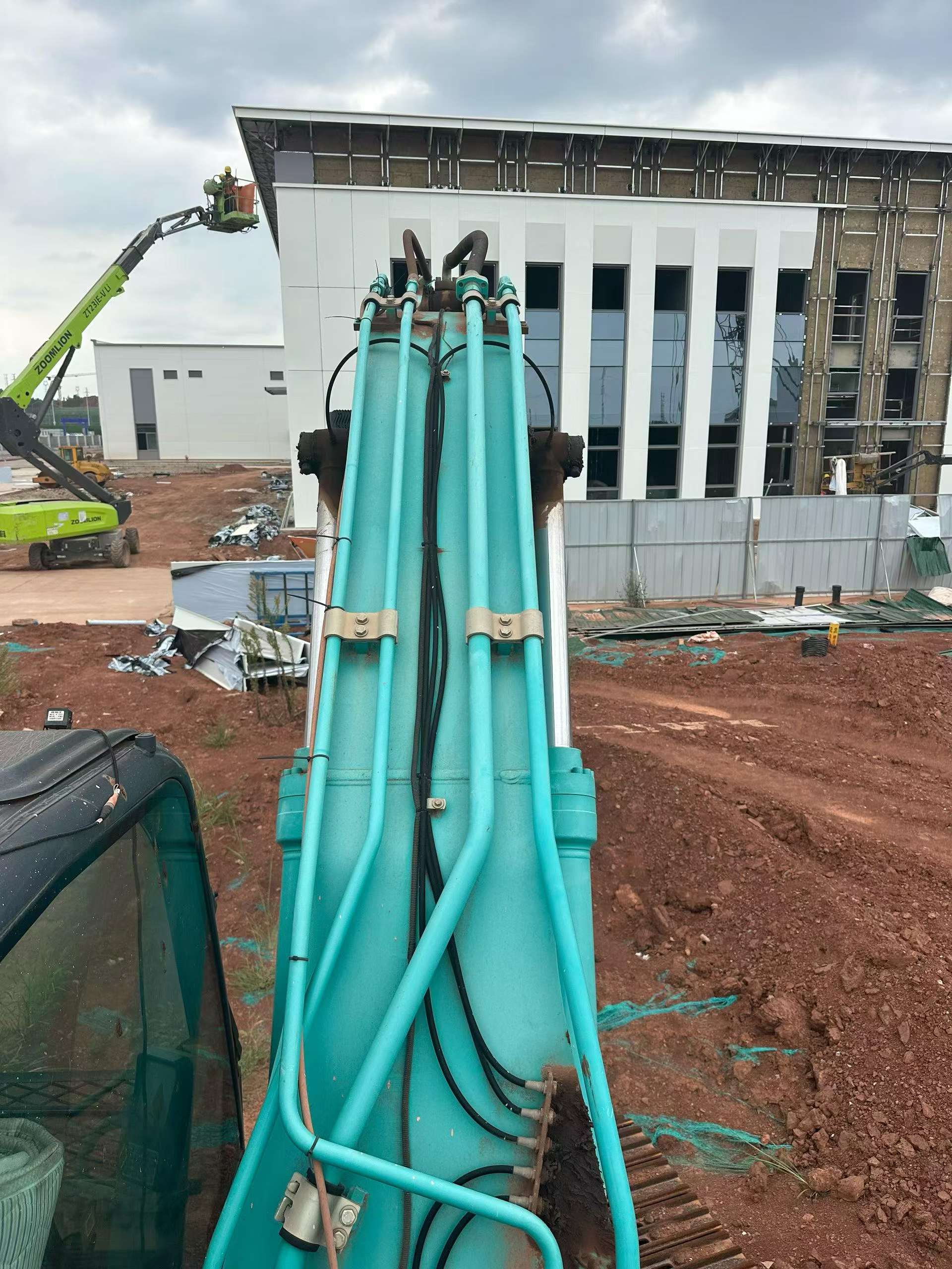 Buy Kobelco SK250-10 Used Excavator / 8